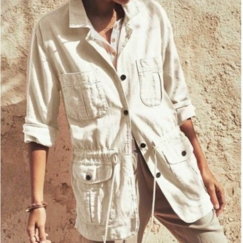 Faherty Larkspur Utility Jacket White Linen Materials: 61% Cotton 39% Linen.